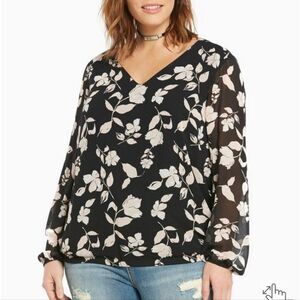 3x Torrid Floral Print Crossback Banded Bottom Top long sleeve